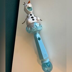 Disney Parks Olaf Musical Light-Up Snow Bubble Wand
